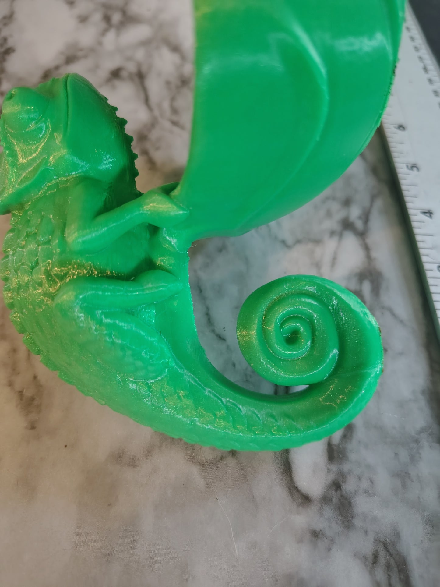 Pet animal chameleon feeding bowl for lizards they need their own bowl